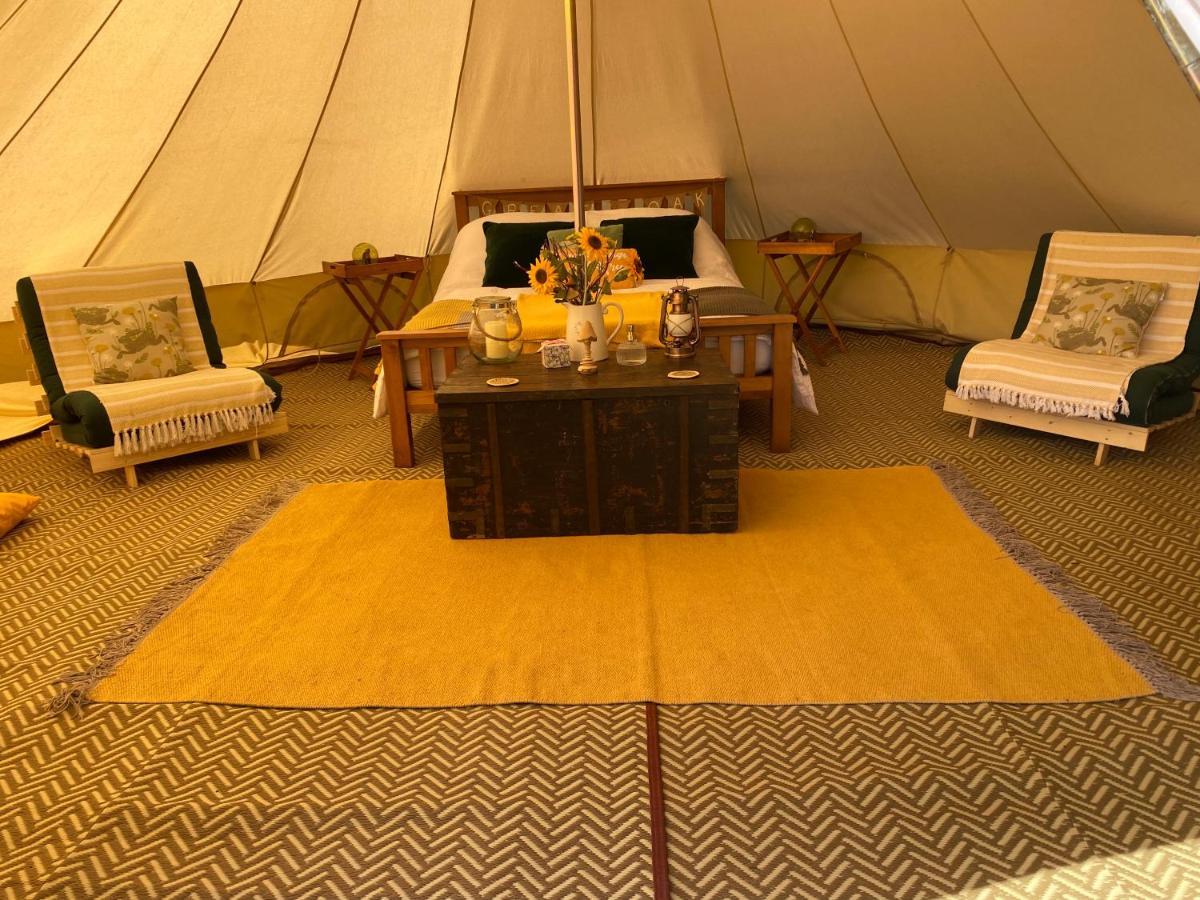 ホテル Black Mountains Glamping アバーガベニー エクステリア 写真